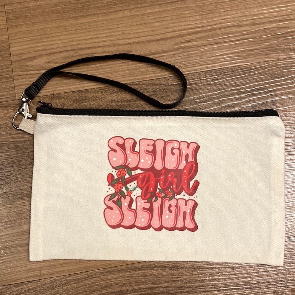Custom made wristlet/pouch